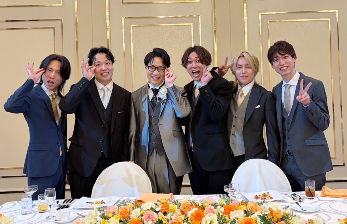 久しぶりのチームおるたな大集合！！

とても素敵な結婚式に参加させて頂きました。愛弟子の立派な姿に感動。

オックンいつまでもお幸せに✨