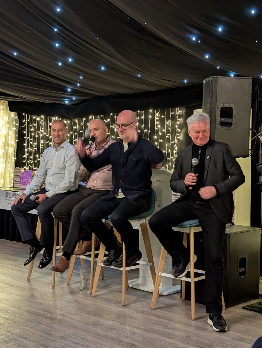 Excellent night at the #DoverGooners annual dinner, £8k raised for the Willow Foundation
Guest speakers Charlie Nicholas, Jimmy Cater, David Hillier and Steve Morrow with great insights of the club's successes. Eddie Kelly on top form as ever
<a href="/touchofpowder7/">Jill Armstrong</a>