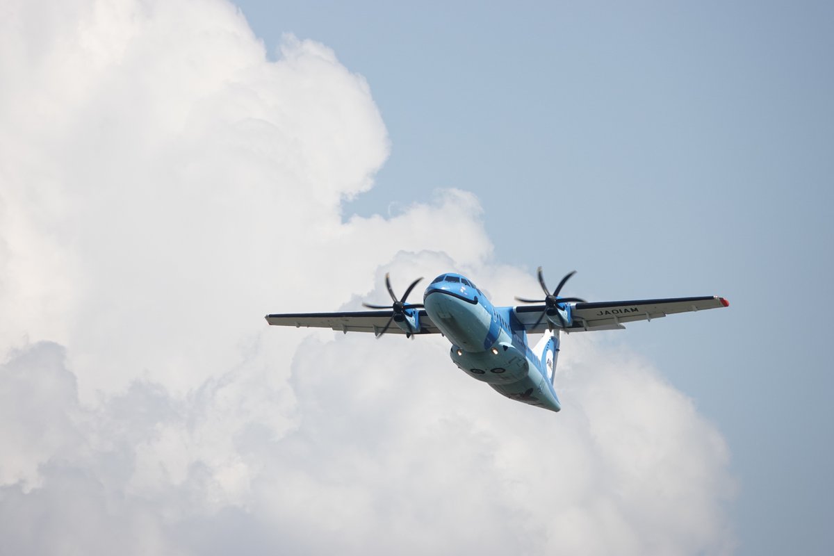 青空 2025年10月1日 13:00/07 天草エアラインMZ802🐬 ＃天草エアライン