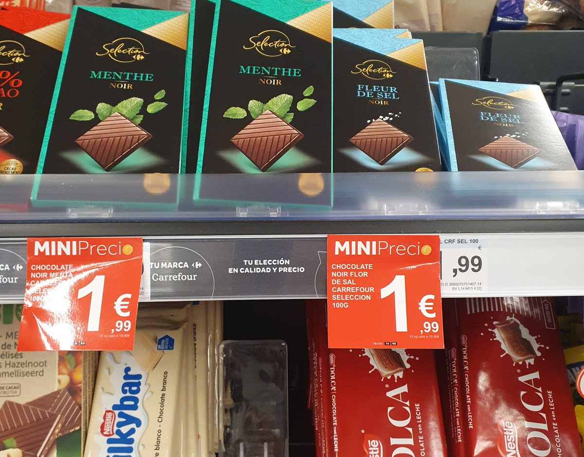 Señorxs de <a href="/CarrefourES/">Carrefour España</a>, una cosa es jugar con la psicóloga de los precios acabados en 99 y otra con la agudeza visual del cliente. Qué opináis, ¿esta etiqueta es estrategia o timo?
#timo #carrefour #ConsumerRights