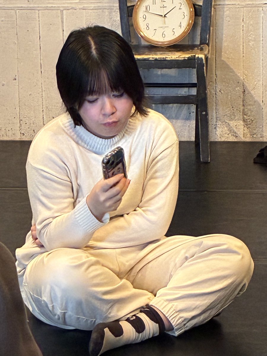 ２年前の
海ねこ症候群
プリンス・リバティ
で目に止まり

２ヶ月前の
チームクレセント第７回公演
わたしのこえがきこえますか
で初めてお話しして興味が増し

新里乃愛さんの
方舟企画
たゆたう
を金曜から全公演を観て来た

第二回公演を
今から楽しみにしてます😛
#新里乃愛
#たゆたう
#方舟企画