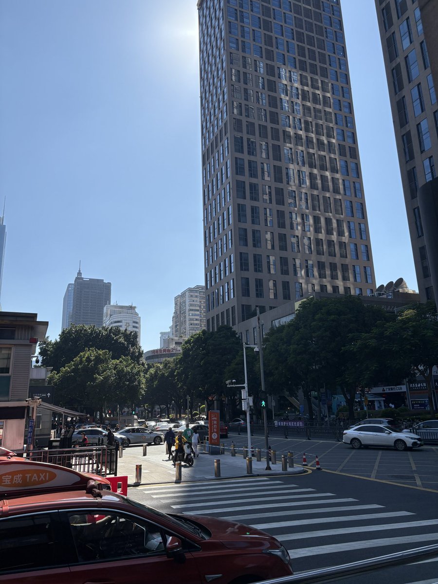 takkyu_daisuki8's tweet image. 広州来た。今んとこみんなクッソやさしい。困ったら全然助けてくれる。