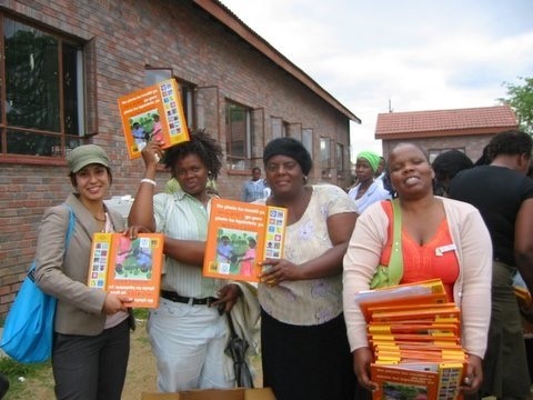 SpeakingBooks's tweet image. What is the problem with low literacy?

-In disease prevention, those with low literacy are less likely to understand or adopt healthy behaviors.

Learn more: speakingbooks.com