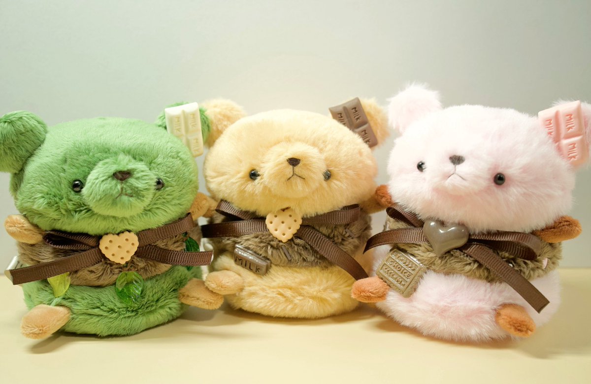 ネズミ　作家　作家様　ハンドメイド　ぬいぐるみ ⚮̈ . . 今日はねずみちゃんと公園で読書