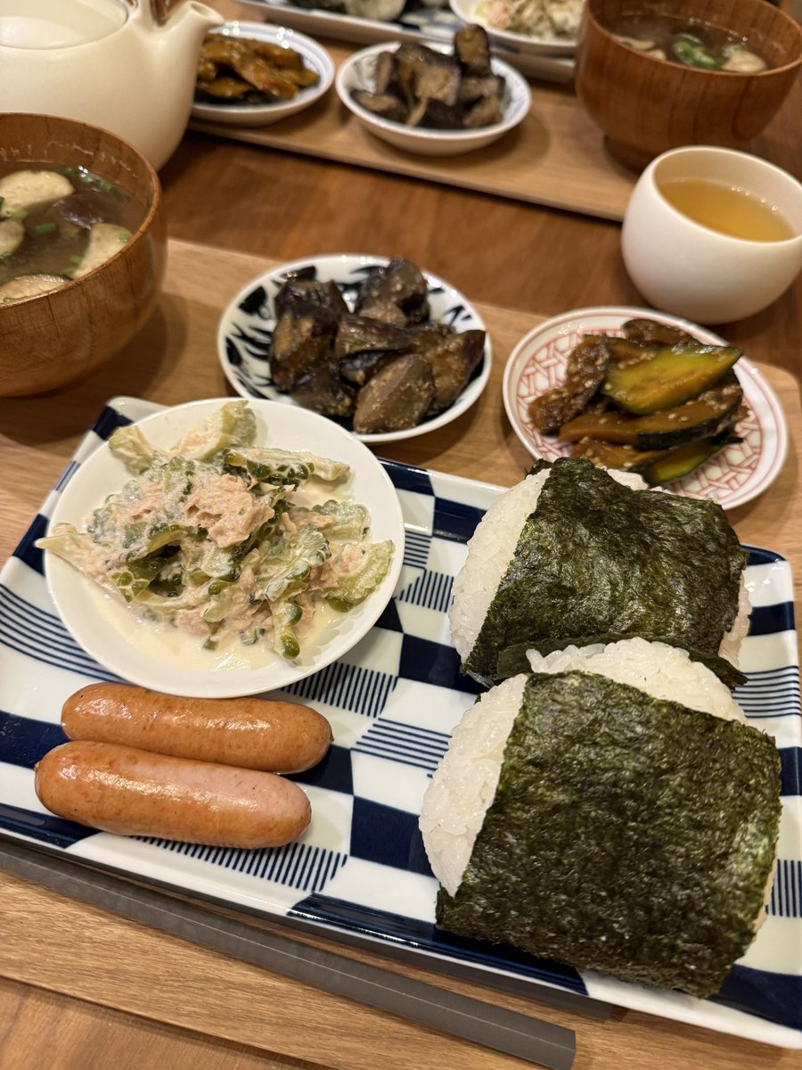 全部実家から貰った野菜や新米で身体を労わる晩ごはん🍙