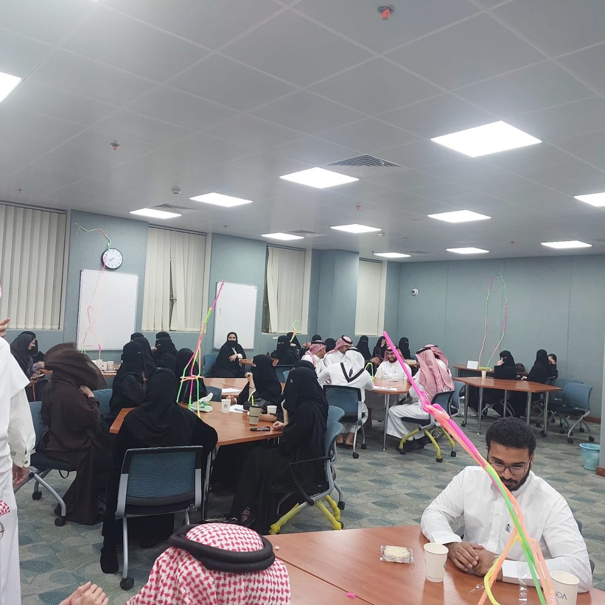RaedYouth's tweet photo. أجرت جمعية رائد لتمكين القيادات الشبابية اليوم جلسات اكتشاف القدرات القيادية للمشاركين ضمن برنامج استكشاف وتأهيل القيادات الشبابية 

شهدت الجلسات حضورًا مميزًا وتفاعلًا عاليًا، مما يعكس جدّية المشاركين واستعدادهم للانطلاق في رحلة قيادية نوعية.
نسأل الله التوفيق للجميع في المرحلة القادمة.
@IAU_KSA 
#برنامج_استكشاف_وتاهيل 
#جامعة_الإمام_عبدالرحمن_بن_فيصل