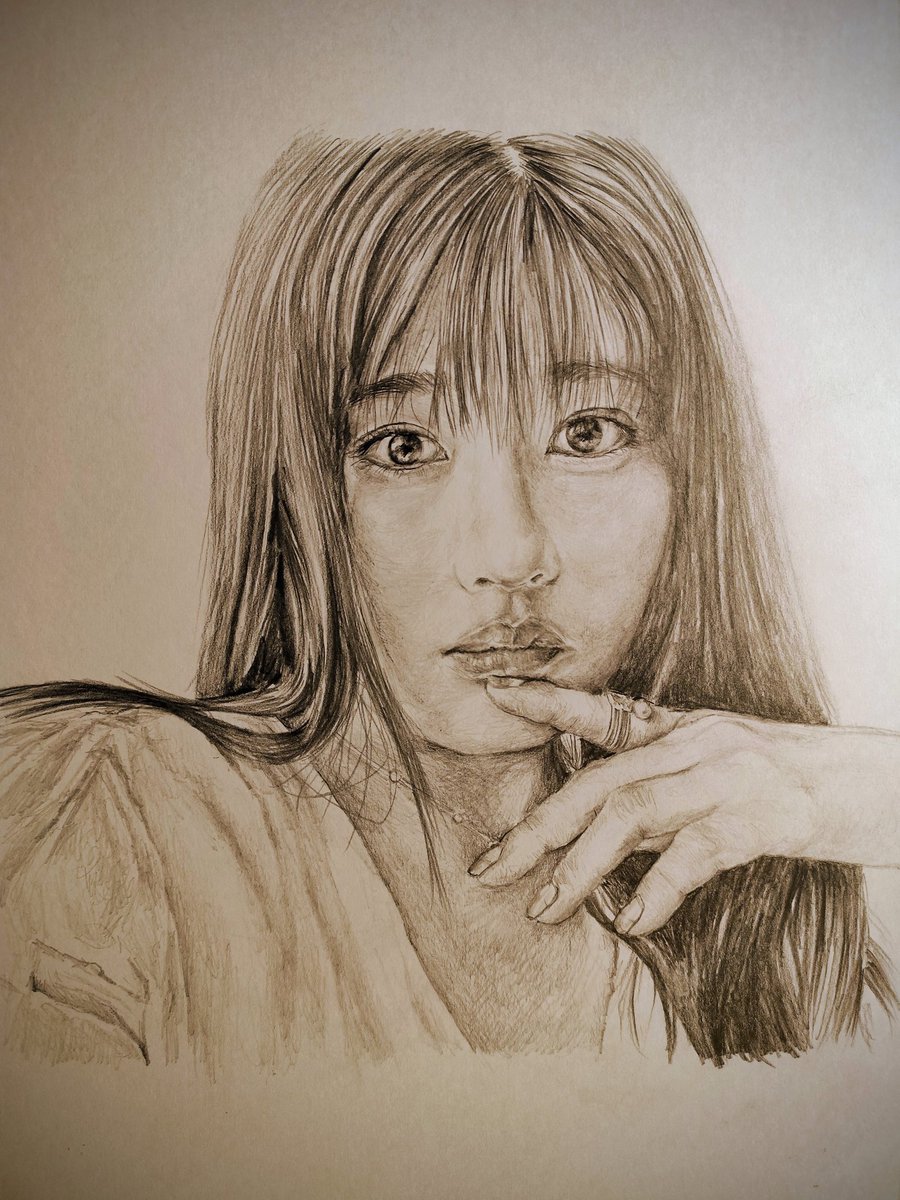 鉛筆画　Serendipity 原画 新作鉛筆画 ちとせよしのさん 3時間ほど描きました。 雰囲気は掴めてき