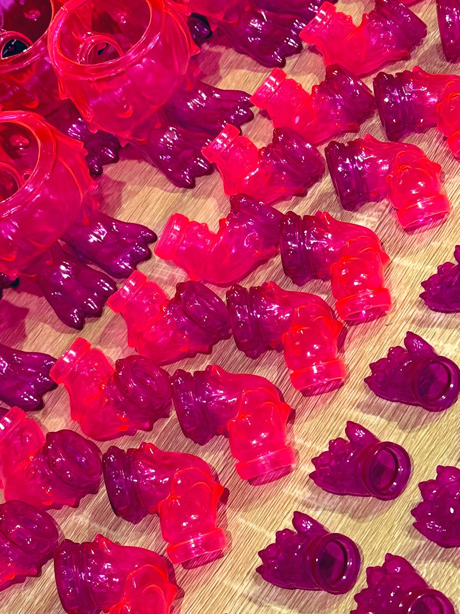 83torch's tweet image. #パペットルベロ 🐶🐶🐶
染め作業完了！
ここから塗装を進めていきます🎨
#TTEW