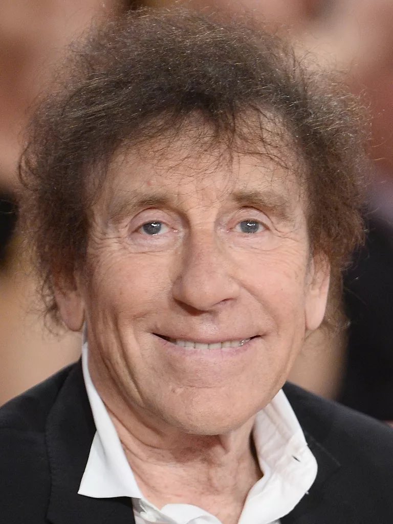 titibellini's tweet image. Toujours le même profil : le gauchiste bien au chaud dans ses propriétés, vivant dans des quartiers hyper privilégiés. Et pourtant, ça passe son temps à critiquer et à diaboliser ceux qui votent à droite. #alainsouchon