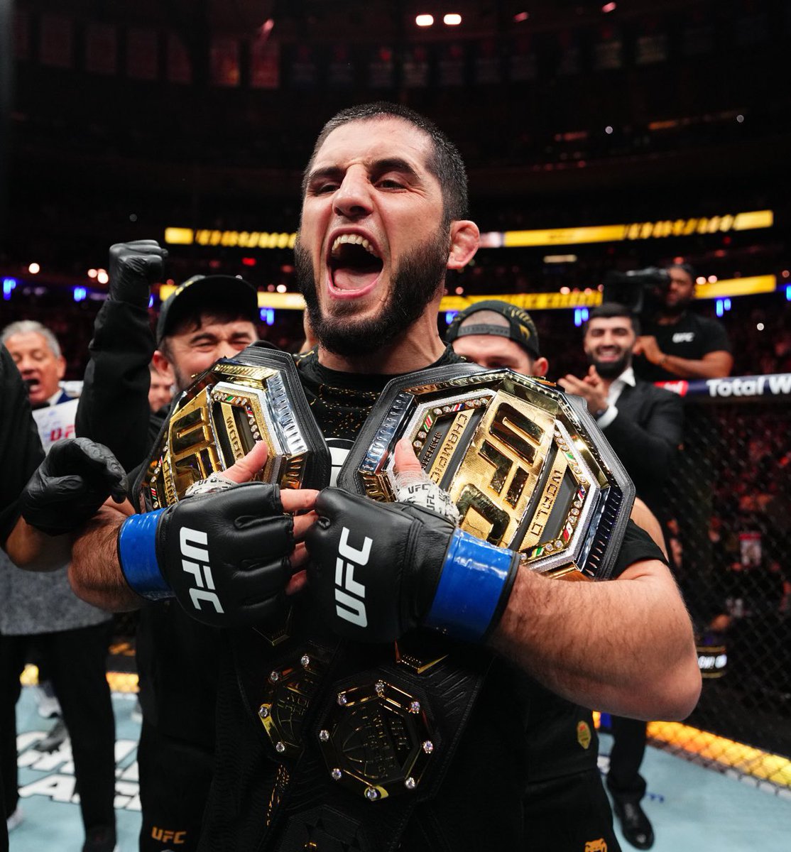 TPsasquatch's tweet image. WHO IS NEXT? 
#UFC322