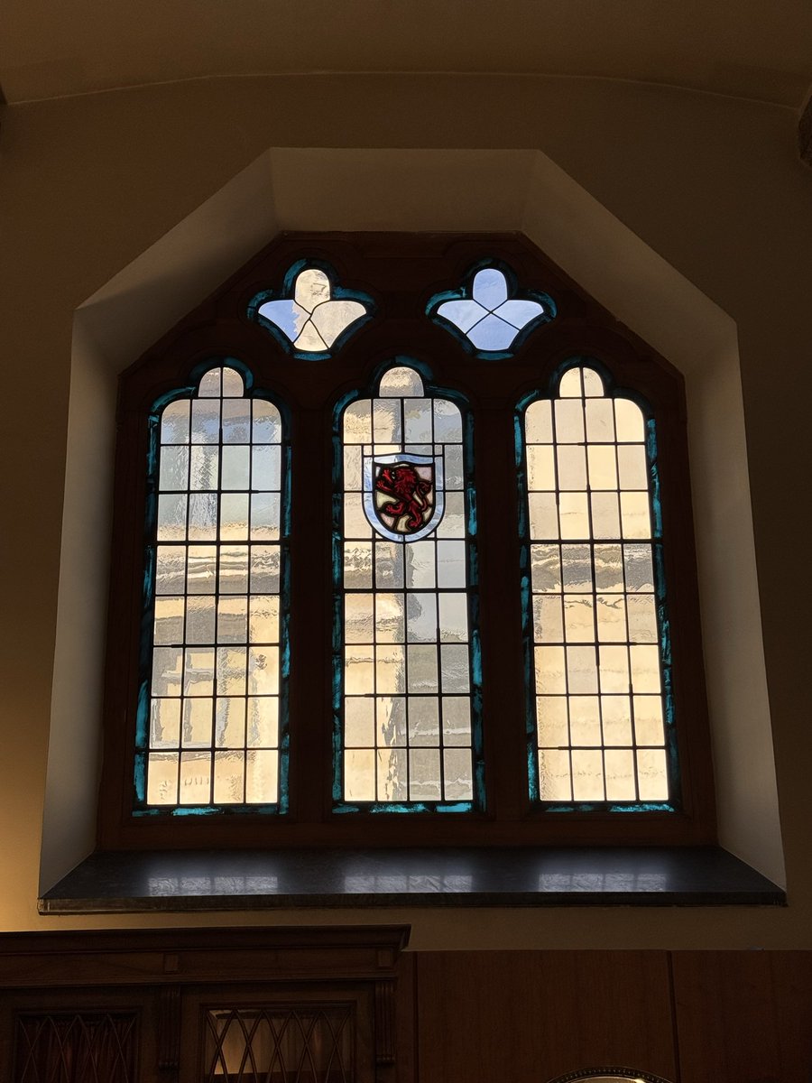 #stainedglasssunday 
Another four windows (of 30 on the ground floor) Casa Botines Leon. 
A Gaudi masterpiece