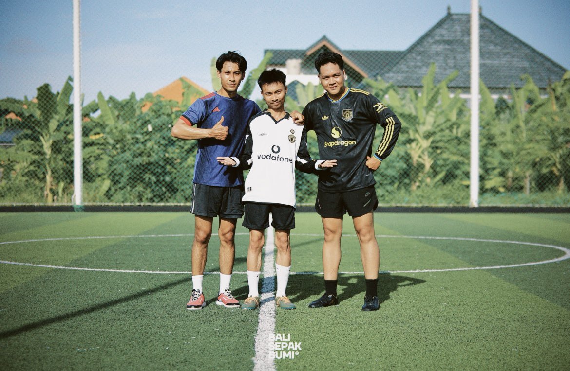 paniVD's tweet photo. Minggu sportyy https://t.co/z3zBKX0l8Q
