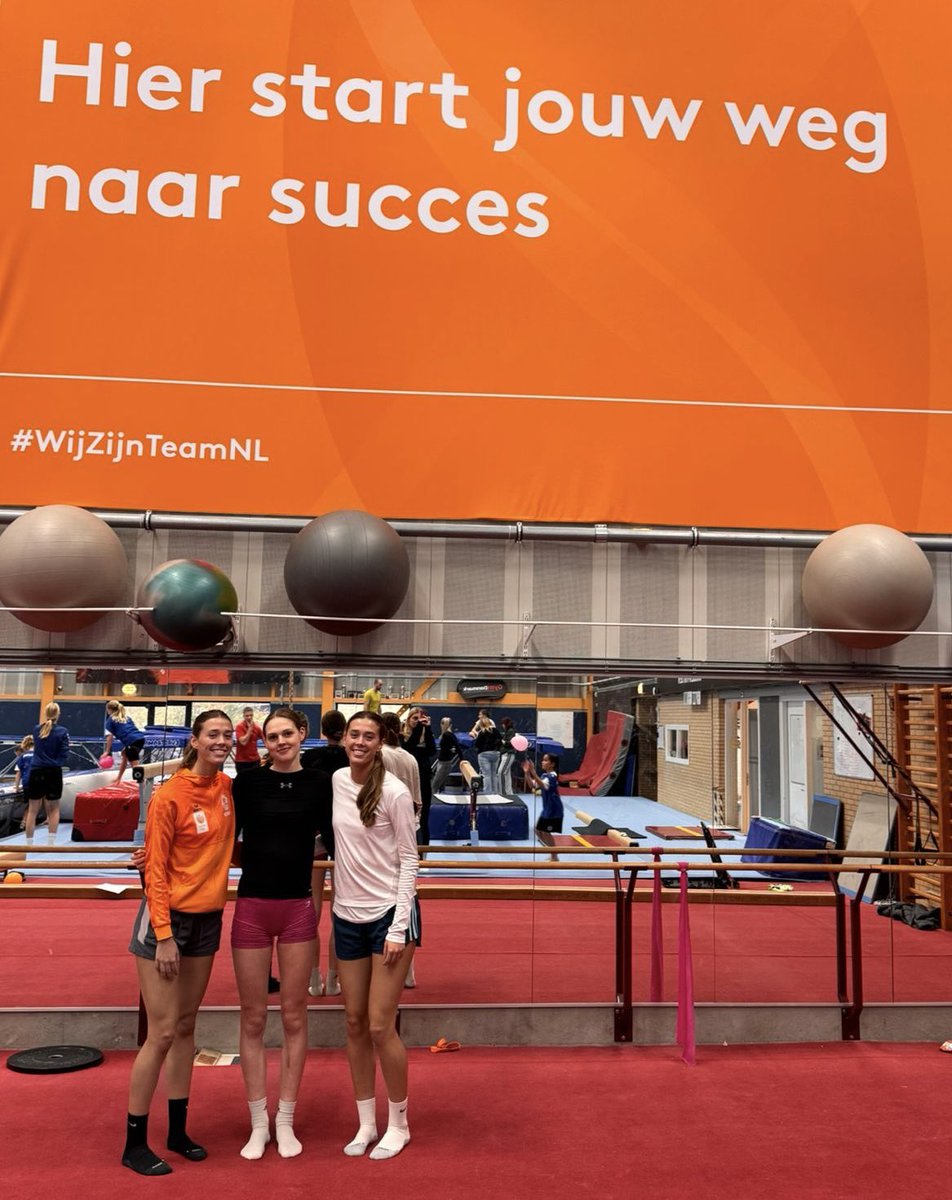 LDODK  korfbalsters  (zie foto) Amber en Danique Klaren geselecteerd voor Talent team NL 021 KNKB. Topzwemster Hedwig Bolt van HZPC Heerenveen gekwalificeerd voor Europese zwemkampioenschap. Grutsk en gefeliciteerd namens alle ECO-coaches.
Fysiek fit en mentaal en sociaal sterk