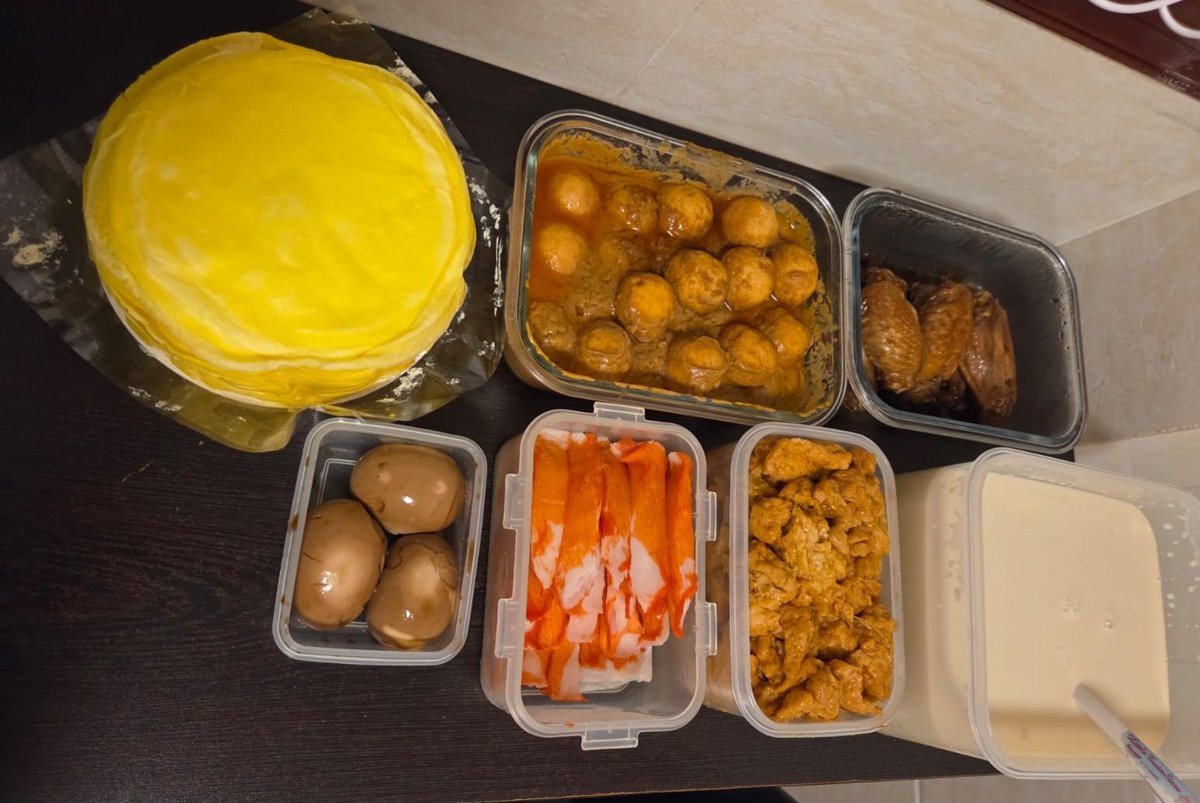 又過一年😆😆😆
同牛牛過左一個開心荒淫晚上！！！
唔知下年有無可能搵到8志同道合，性趣相投既朋友，一齊瘋狂玩番晚🤩🤩🤩。