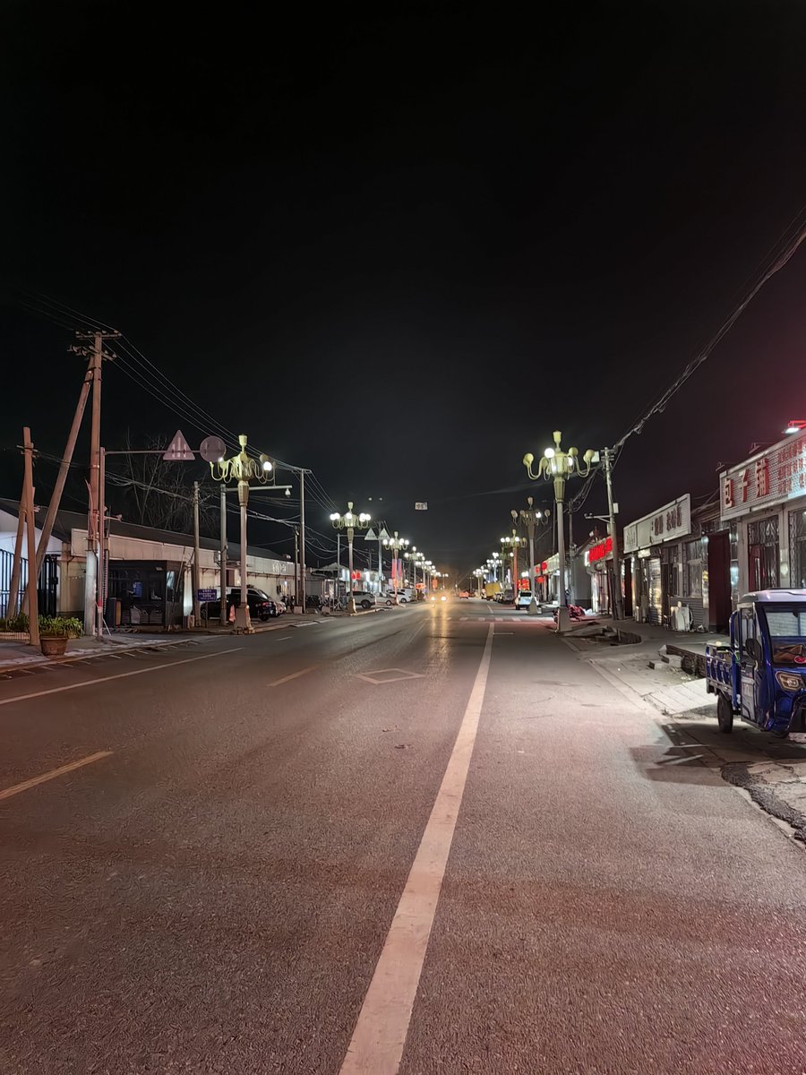 Hayaku_LL's tweet image. 人生体验+1
解锁在北京农村过夜