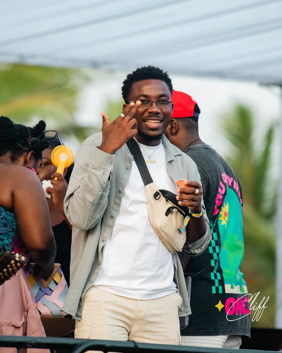gyaigyimii's tweet image. Memories Were Made At Tidal Rave 🏖️