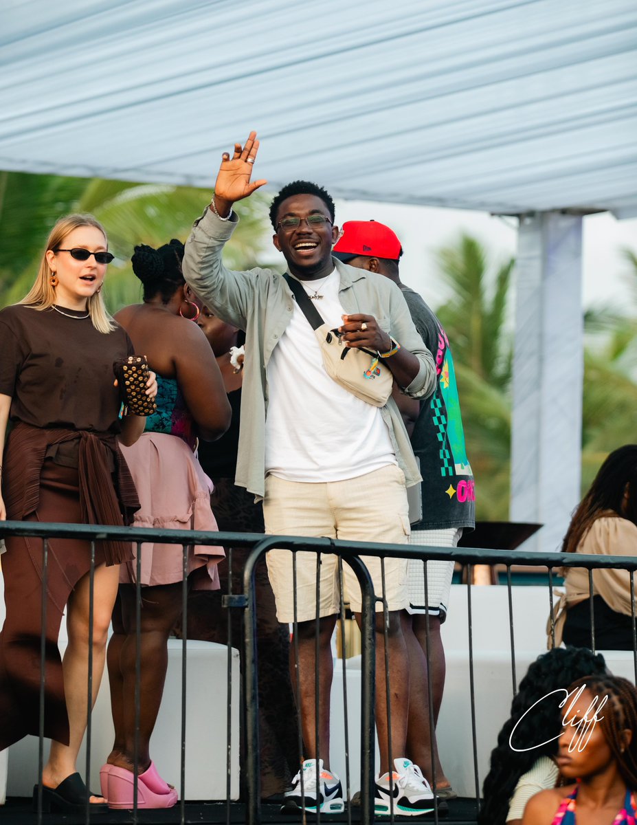 gyaigyimii's tweet image. Memories Were Made At Tidal Rave 🏖️