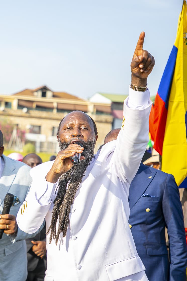 MekeNambala's tweet image. Elijah The Most Terrible PROPHET OF GOD has power to open The Heaven.

#MessiahsGlory