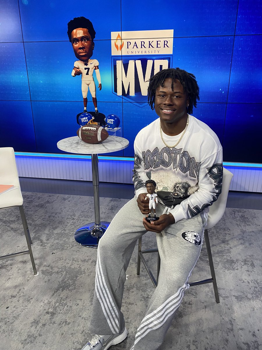 ihss_dfw's tweet image. Thanks to @LegendBey7  for joining us today.  He’s heading to @OhioStateFB but before then he hopes to lead North Forney on a deep playoff run.  @ParkerUniv