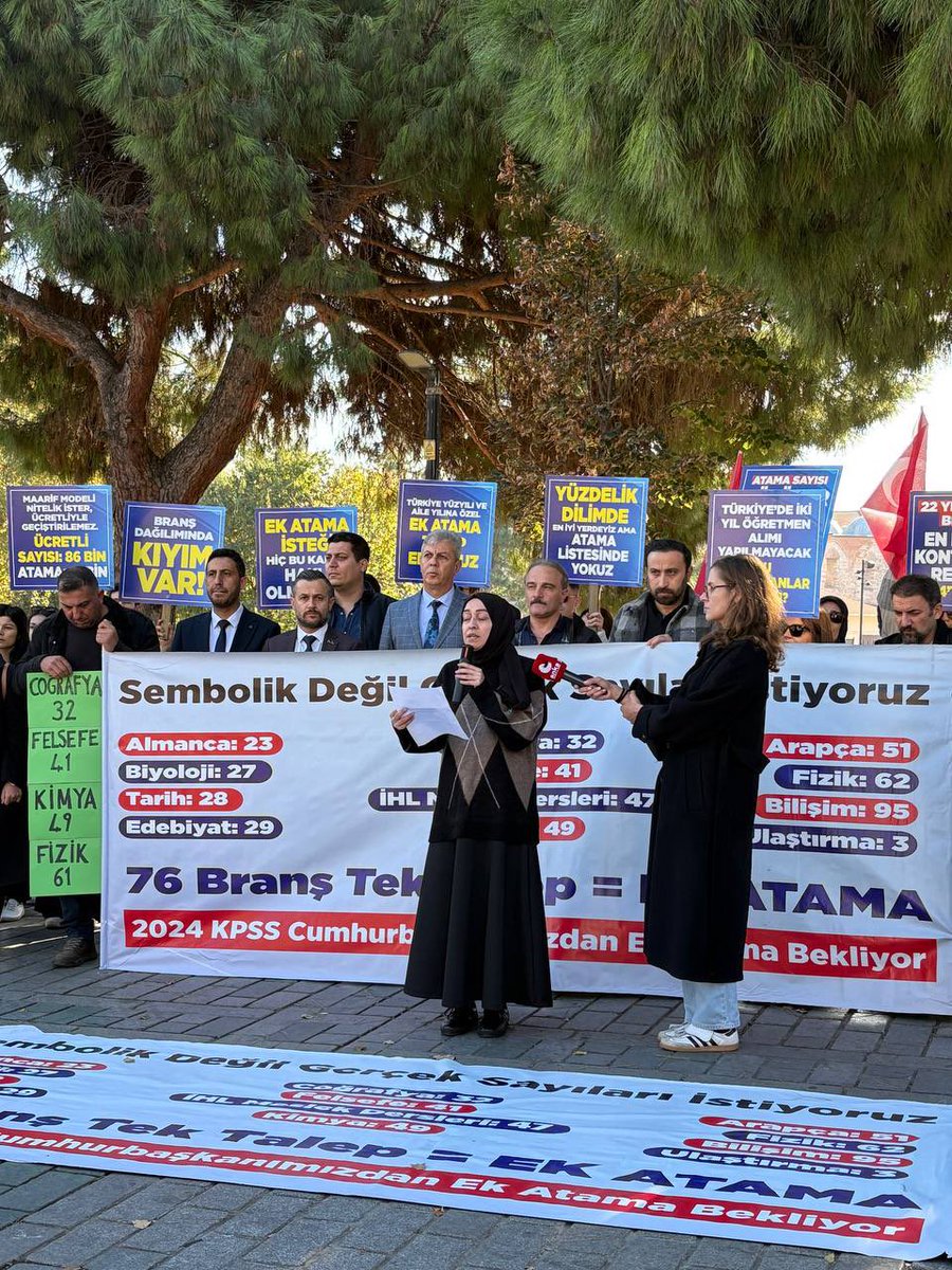 Cumhurbaşkanı'mız müjdeyi verene kadar her gün bu meydanlarda olmaya da razıyım.. Yeter ki muştulu haberler gelsin inşaallah..
#İstanbulda2024EkAtama