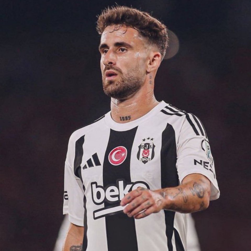 Rafa Silva’nın takımda kalması şerefine takipleşme etkinliği!

1K altı Beşiktaşlı hesap kalmasın.
Sosyal medyada daha güçlü bir Beşiktaş için tüm Beşiktaşlılar birbirini takip etsin!

Şart:

• Beni takip et
• Gönderiyi beğen ve RT’le
• Yorumlara BJK yaz ve yazanları takip et!