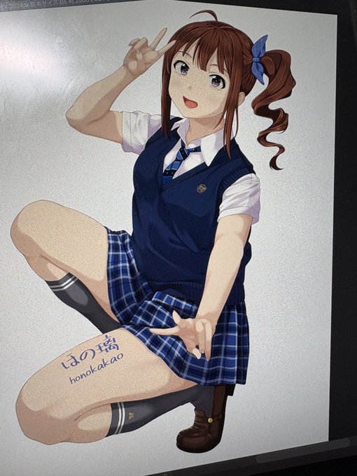 多分、できちゃ!

新しい名刺絵にしますん。

文字入れとかセンス皆無じゃ。 