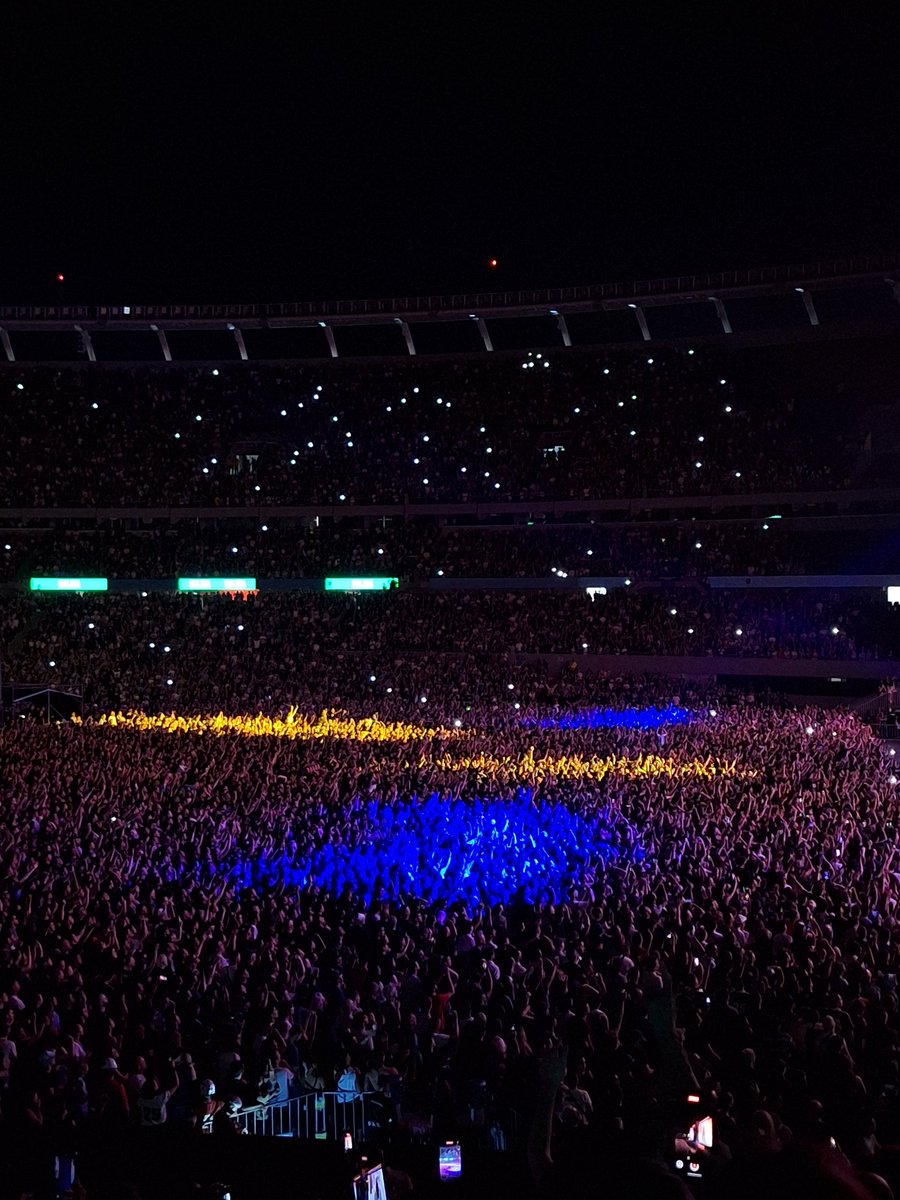 FakaJr's tweet image. ¿Oasis? Bostero