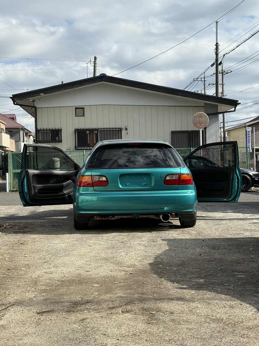 (有)車高短興業 tweet media