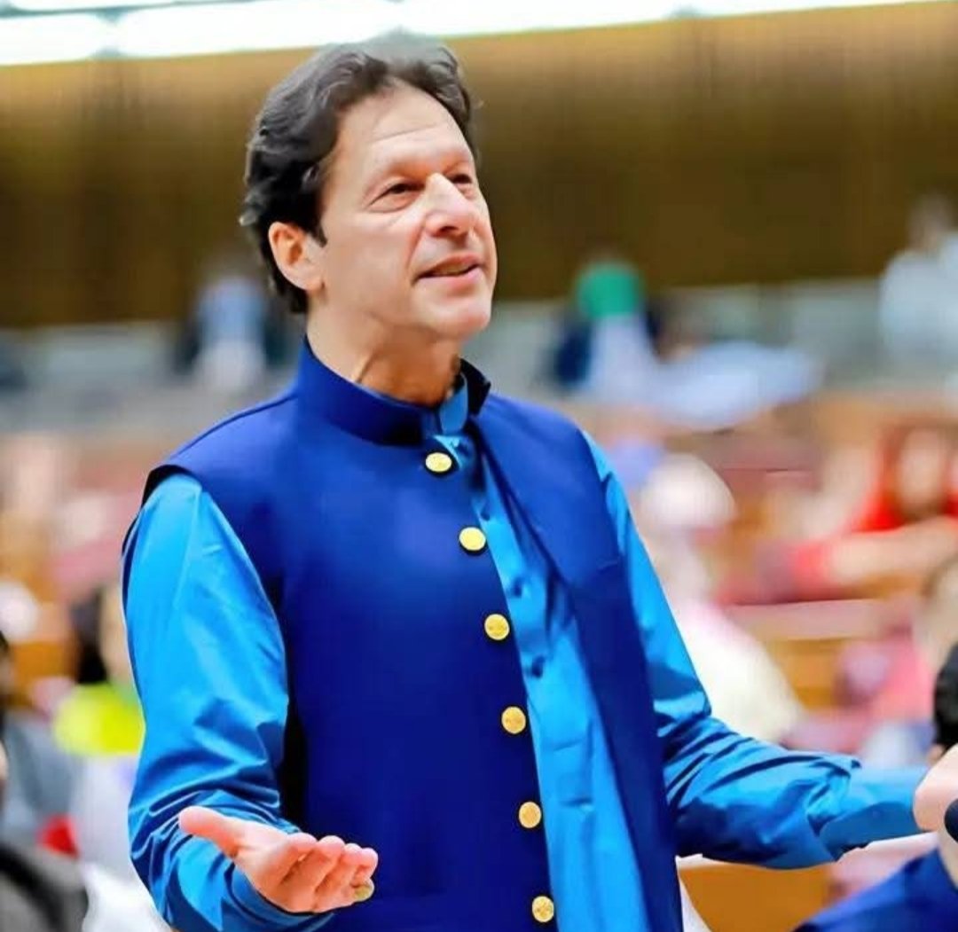 ایک شخص جس کو ہرانے کے لیے کھیل کے اصول بار بار بدلے جائیں مگر اسے پھر بھی ہرایا نہ جاسکے!
#ReleaseLeaderOfIslam 
<a href="/hinasafi/">Release Imran Khan ✌️</a>