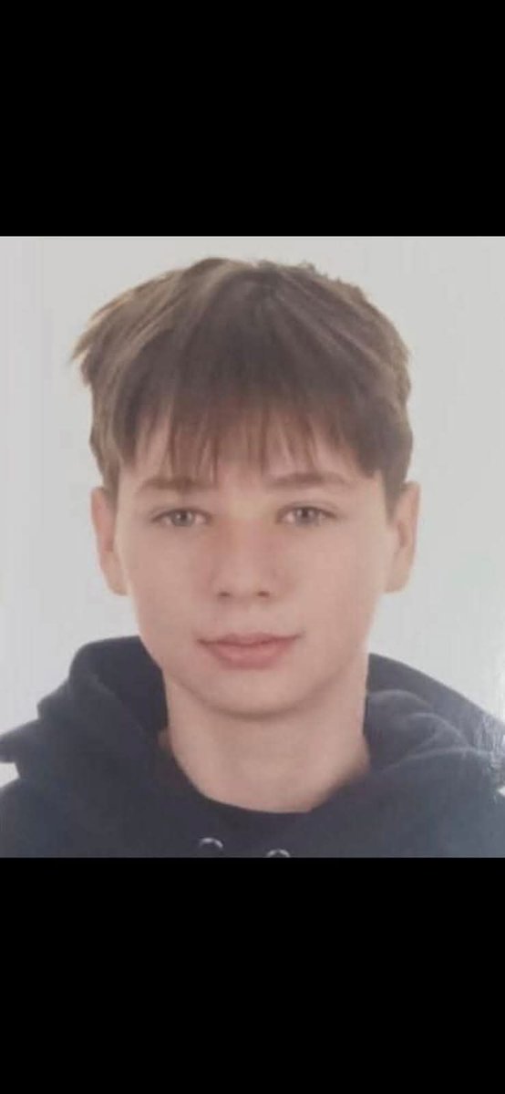 Zielonogórscy policjanci, po raz kolejny poszukują 14-letniego Dawyda Tomashchuka, który w dniu wczorajszym oddalił się z Placówki Opiekuńczo-Wychowawczej w Zielonej Górze. 

Osoby, które posiadają informacje na temat w/w prosimy o kontakt z dyżurnym Komisariatu Policji II w