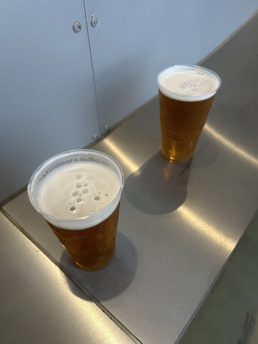 7 quid for 2 pints in the ground, bloody love Budapest