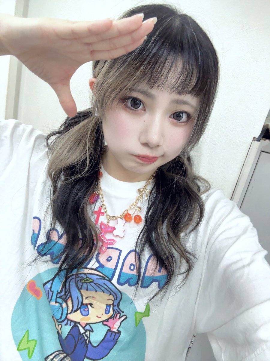 Ruby2da's tweet image. #おどチャンLiveS4 1部ありがとうございました!!!

ソロ1曲とコラボ4曲踊りました😻✨
どれも楽しく踊れたはぴ&amp;gt;ᴗ&amp;lt;

年内最後のイベントとても最高なものになりました♪♪
セトリALTに書きましたよ😙

オン眉になってしまった真相はサブ垢に、、