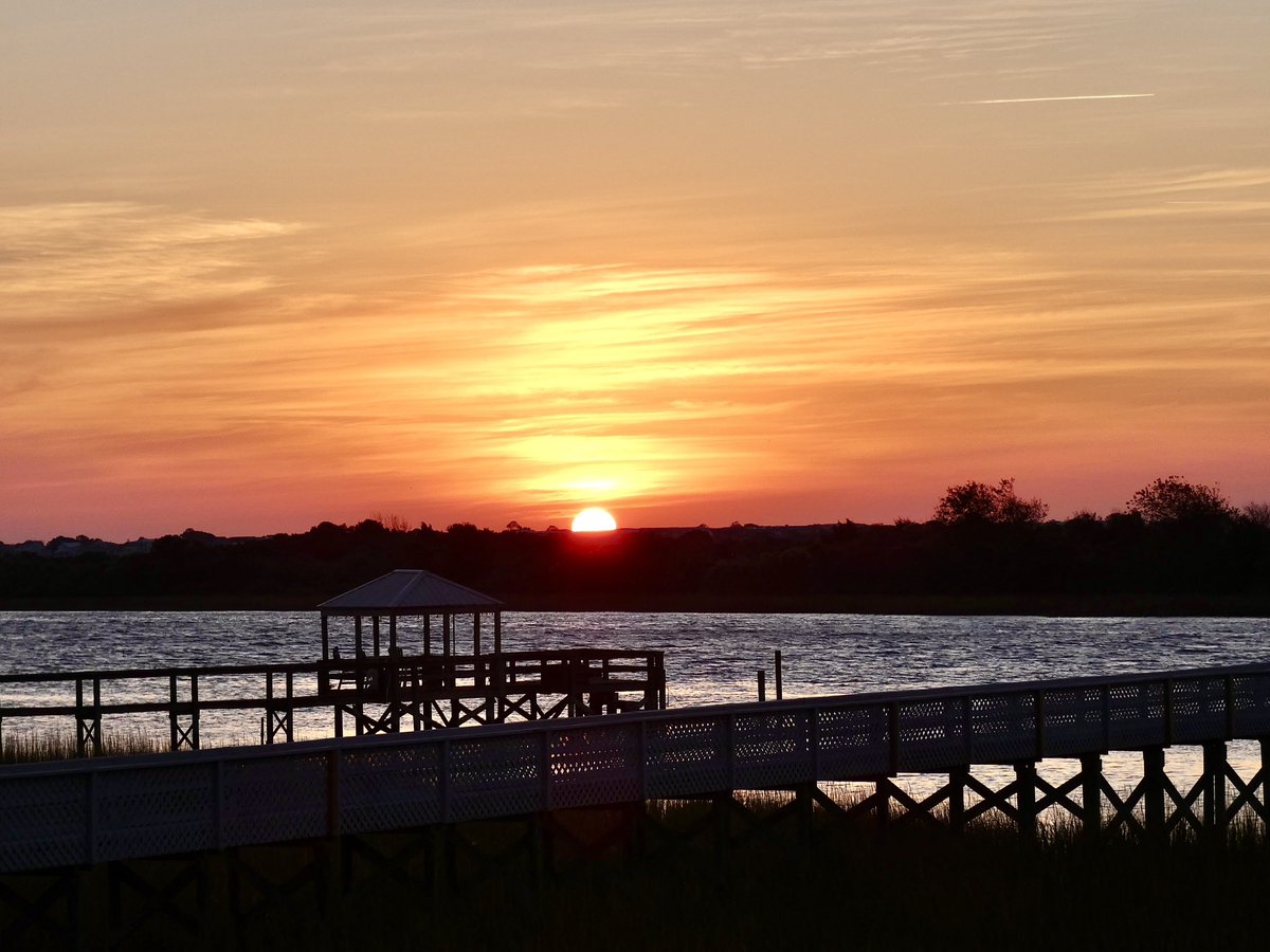 Good morning! #SunsetBeach 🙏🏻 <a href="/EdPiotrowski/">Ed Piotrowski</a> <a href="/medwick/">Gannon Medwick</a> <a href="/DylanHudlerWXII/">Dylan Hudler</a> <a href="/jamiearnoldWMBF/">Jamie Arnold WMBF</a> <a href="/LeeHaywoodWX/">Lee Haywood</a> <a href="/dogwoodblooms/">Cassie Clark</a> <a href="/marioncaldwx/">Marion Caldwell</a> <a href="/JustinMcKeeWx/">Justin McKee</a> <a href="/StarboardRail/">The Starboard Rail</a> <a href="/ThePhotoHour/">#ThePhotoHour</a> <a href="/CMorganWX/">Christian Morgan</a> <a href="/Christina4casts/">Christina Anthony</a> <a href="/AndrewWMBF/">Andrew Dockery</a> <a href="/ScottyPowellWX/">Scotty Powell</a> <a href="/jgreenhillwx/">Jenna Greenhill</a> <a href="/TimBuckleyWX/">Tim Buckley</a> <a href="/matt_wx/">Meteorologist Matt Bullock</a> <a href="/clairefrywx/">Claire Fry</a>