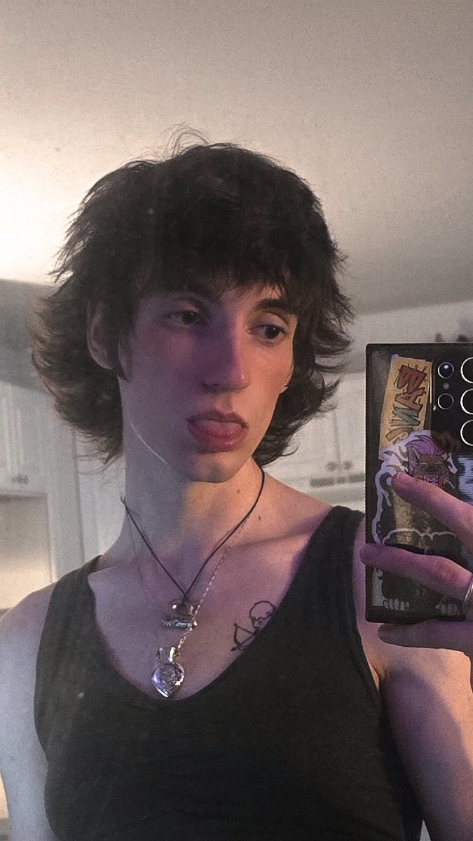 Cut my hair again finally everybody says good job! you are not crazy and do not look suspicious in grocery stores :)