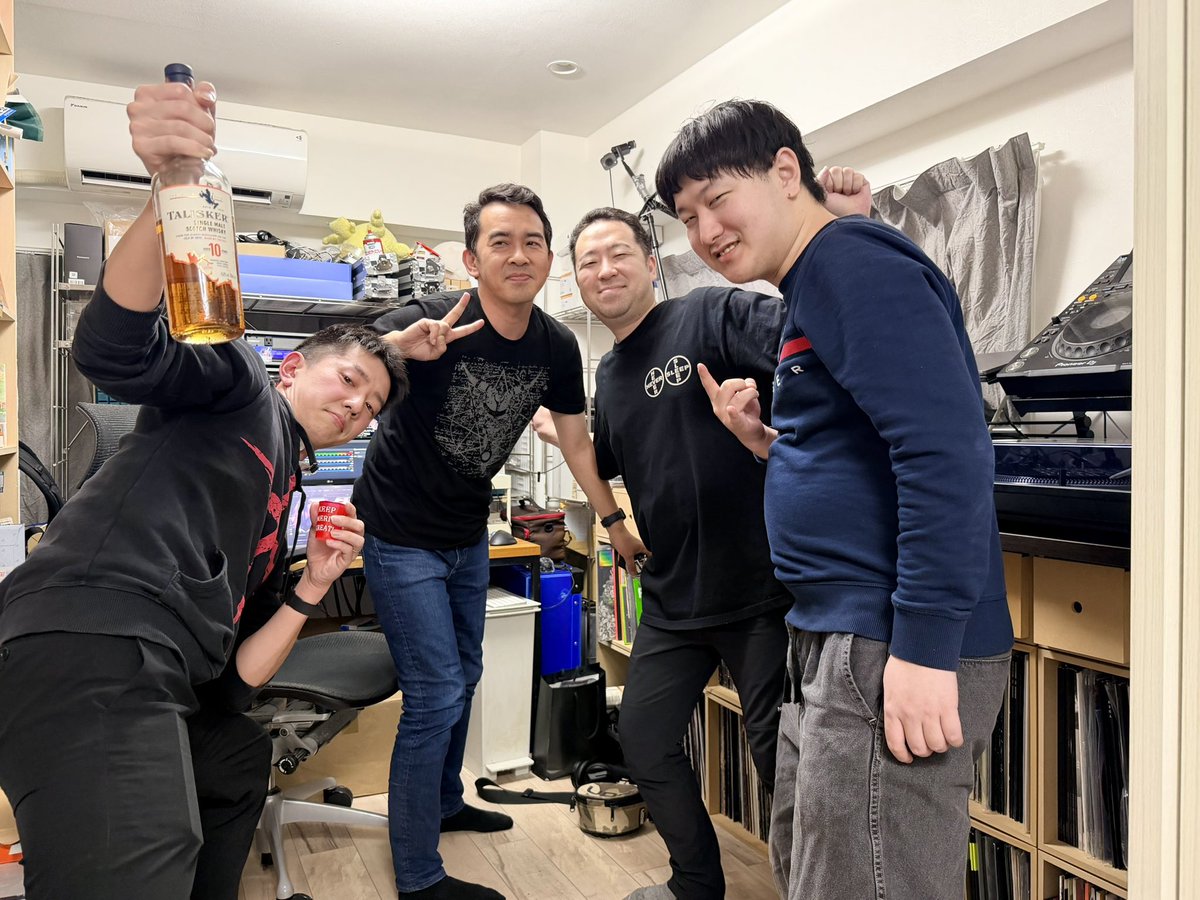 Thank you everyone who came to say hiii
Super fun I’m excited for the actual event~
Boys will be boys