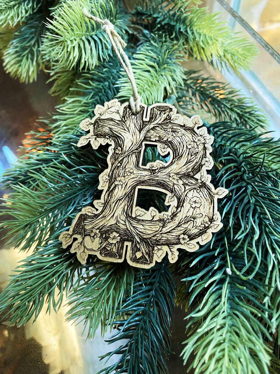 FractalEncrypt's tweet image. Don&apos;t put off your HODLiday shopping to the last moment. Support grassroots bitcoin artists this year for the HODLidays. 

The site is Bitcoin-only, but if you have @Strike  or @CashApp  You can use your USD/fiat balance and pay for your art in bitcoin! 

(I&apos;m not sure if this is…