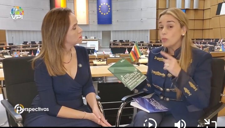 Existen personas que no se enteran que del ridículo no hay retorno y Lilian junto a la primera interina están en ese grupo.....