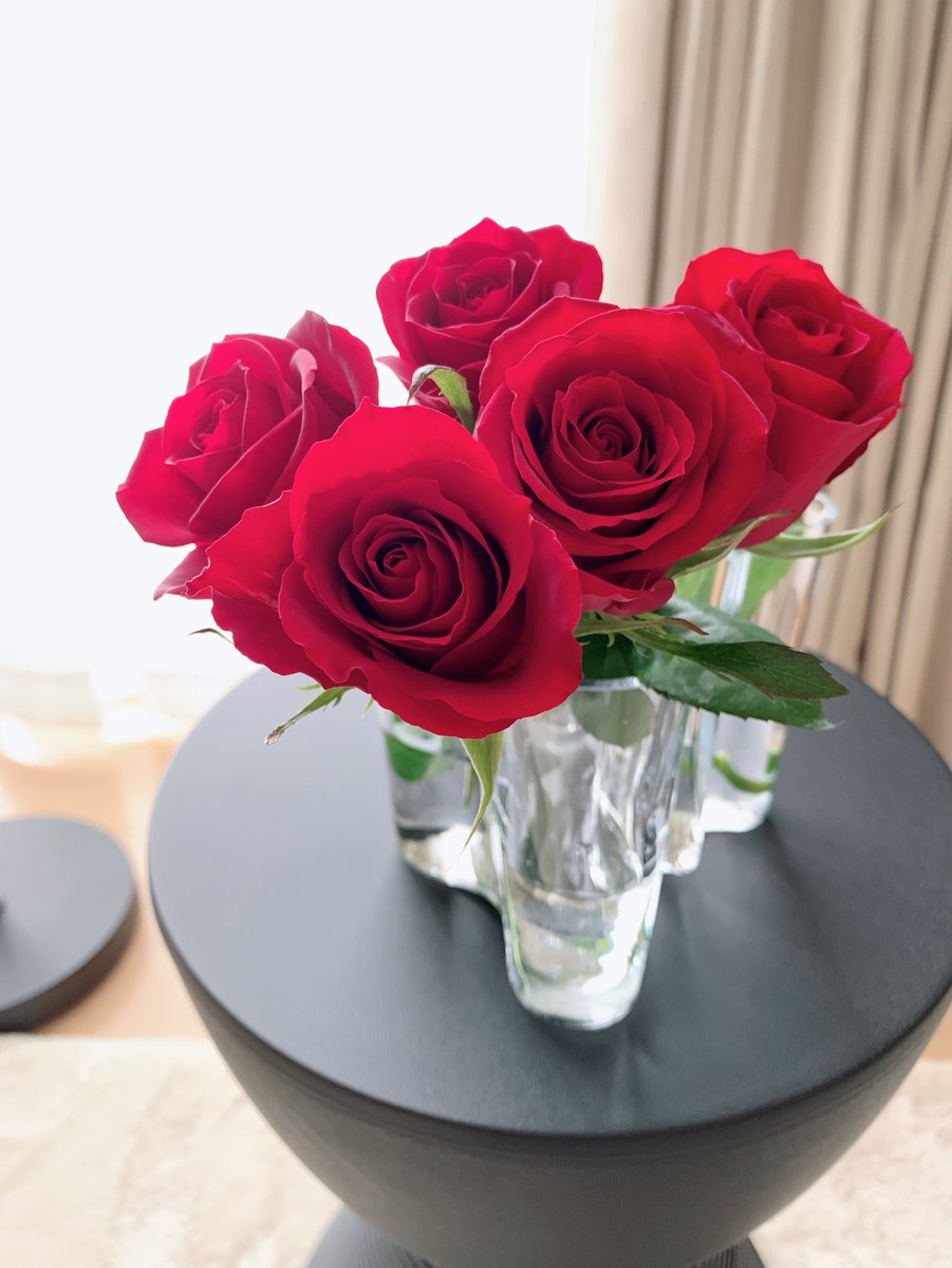kento_jasmine's tweet photo. 14周年おめでとう!
🌹🌹🌹🌹🌹
ずっと宝物です。
#K_T_T
#SexyThankYou ✨ https://t.co/QrkqD4nhxW