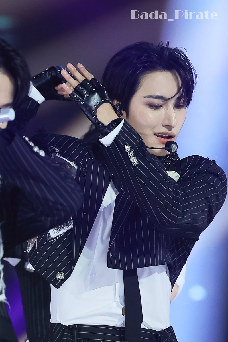 Bada_Pirate's tweet image. 251114 #KGMA 
- 

#ATEEZ #에이티즈 #SEONGHWA #성화