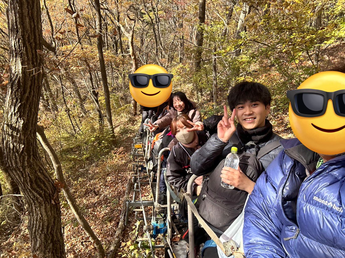 keycrew_'s tweet photo. 今日は3年生と4年生と8年生が飛びました🤩
紅葉綺麗すぎました🍁 https://t.co/IOWJiFvr2Q