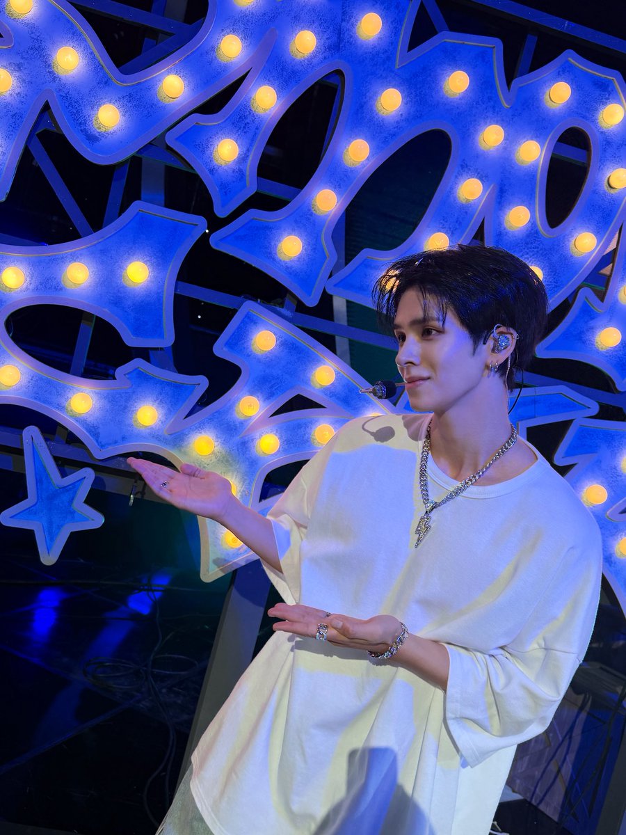 CRAVITY_twt's tweet photo. 레모네이드 피버 첫주 끝🍋
#세림 #인기가요 https://t.co/xYMJVqbSe0