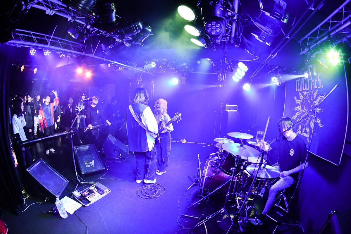 📸Live photo📸

2025.11.15 桐生VA ROCK

Sunz presents.
"TENGU FESTIVAL"

photo:(<a href="/photomo426/">とも@姿麗人カメラ部</a>)

#livephoto #napinsmoke #npsm #ナプスモ #NiS