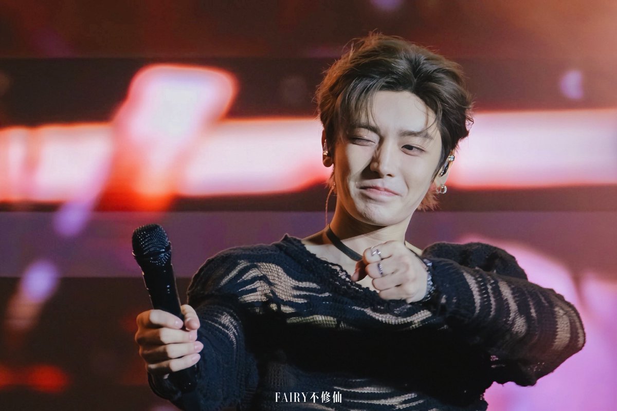 このファンサは嬉しいよね〜
見ててドキドキしたわ💓

#侯明昊 #HouMinghao #NeoHou