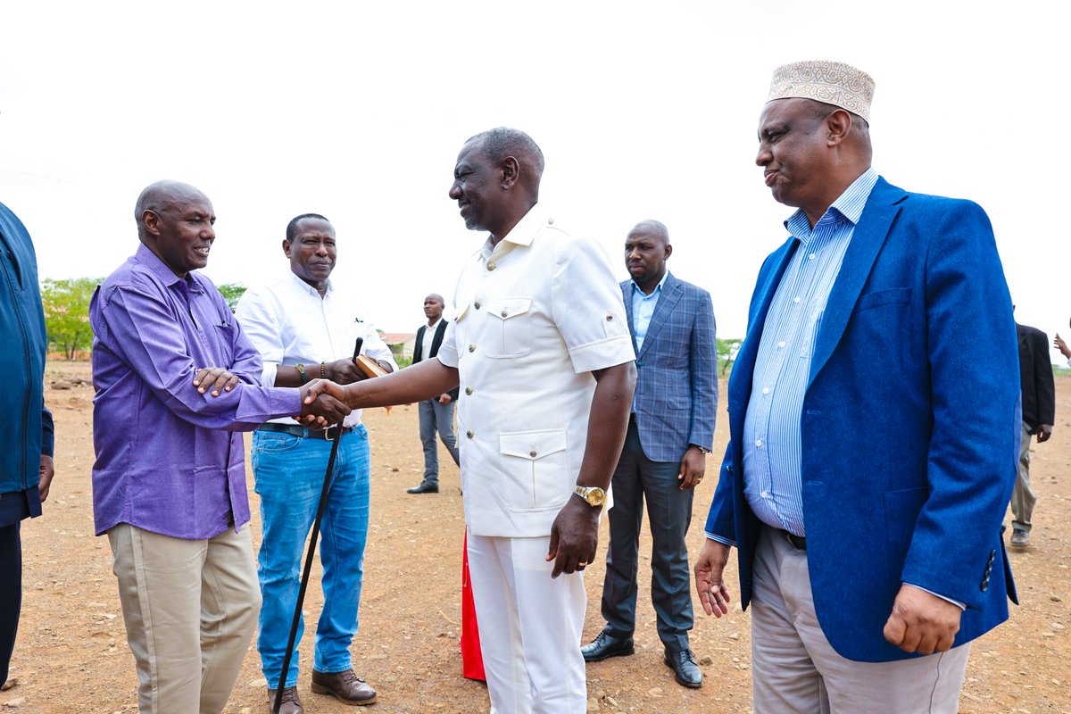 harsama_kello's tweet image. It was an honour to join H.E.  President @WilliamsRuto for the Sunday service and Diamond Jubilee celebration at the Africa Inland Church (AIC) in Loglogo, Marsabit County.

We celebrated 60 years of unwavering faith, unity, and service to the community.