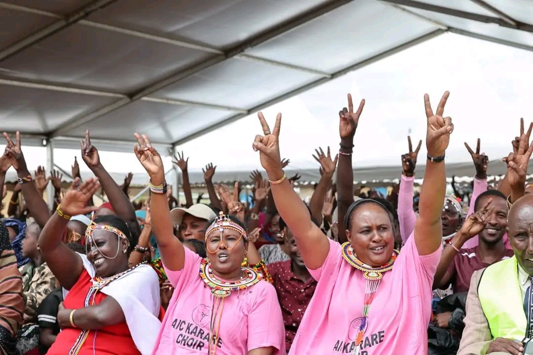 harsama_kello's tweet image. It was an honour to join H.E.  President @WilliamsRuto for the Sunday service and Diamond Jubilee celebration at the Africa Inland Church (AIC) in Loglogo, Marsabit County.

We celebrated 60 years of unwavering faith, unity, and service to the community.