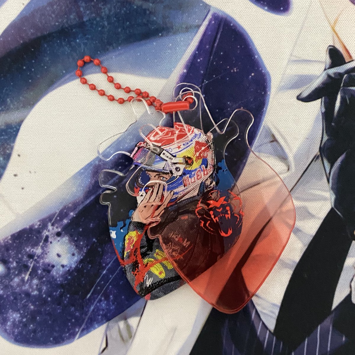 had to take a picture as soon as i got it!! gorgeous i knew i needed it when i saw it 🥹🧡 <a href="/holdwatermaster/">water</a> 

(with my orv secretive plotter deskmat but oh well)