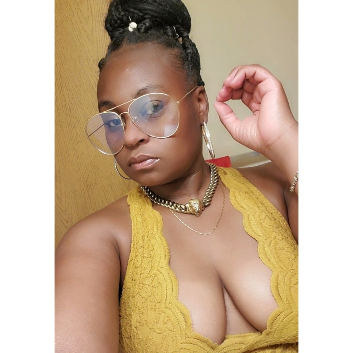 QueenK_5790's tweet photo. #NewProfilePic #x #TrendingNow #Twitter #post #NewYork #africanwomen #PrettyWoman #Blackisbeautiful https://t.co/FPUaLdEnxV