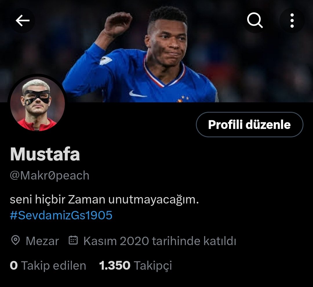 Hesap spama düştü destek için fav, ment, rt atar mısınız lütfen 🙏