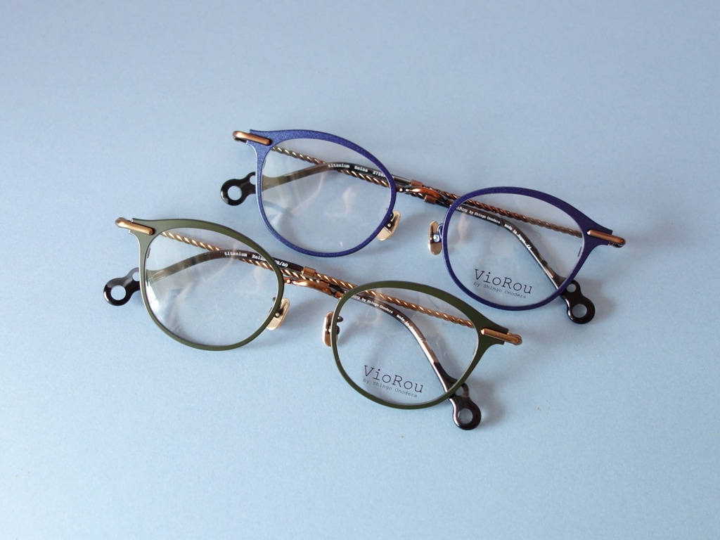 LOYDCLUB's tweet image. 【ヴィオルー】VioRou 人気モデル★Reina 新色入荷しました！フロントは チタン、テンプルには弾力性のある βチタン（編み込み／ニット構造） が採用されており、軽さとしなやかさを両立しています。ぜひ店頭でお試しくださいね。loydclub.hamazo.tv/e10090768.html