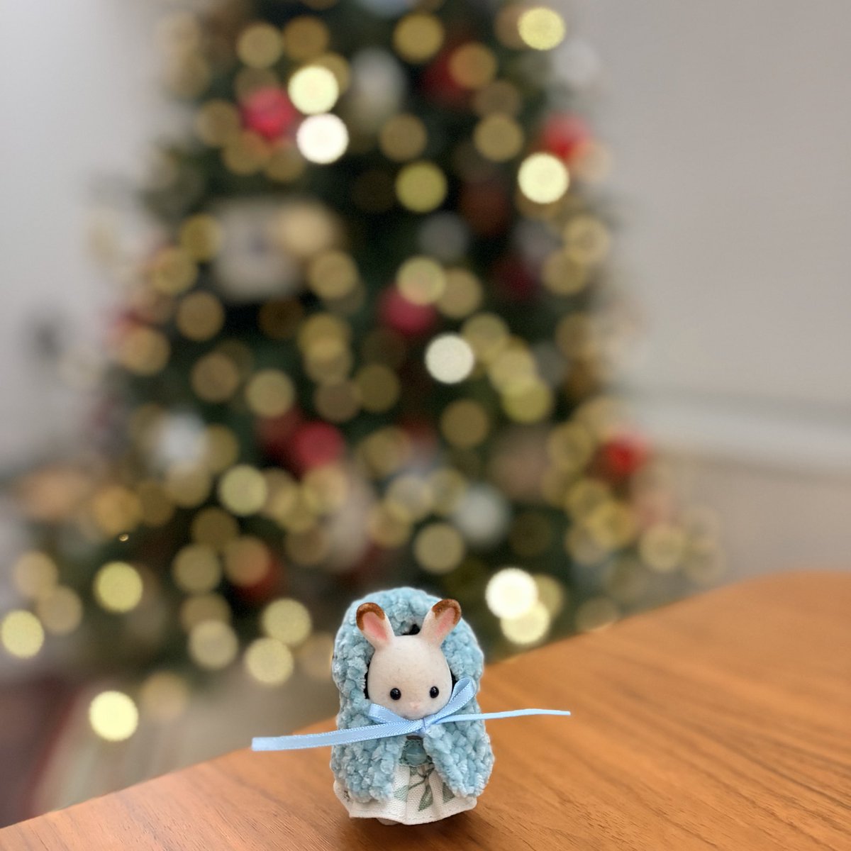sylv_factory's tweet photo. 「もろびとこぞりて」

諸人、すべての人が、集まって。
そんな意味のクリスマスキャロル。

クリスマスは
沢山考える機会をくれている気がいたします

USA
modafabrics 
「Woodland Winter」
Woodland Damask, Snowy White

#ハンドメイド
#sylvanianfactory
#modafabrics https://t.co/Yist3Uxghs